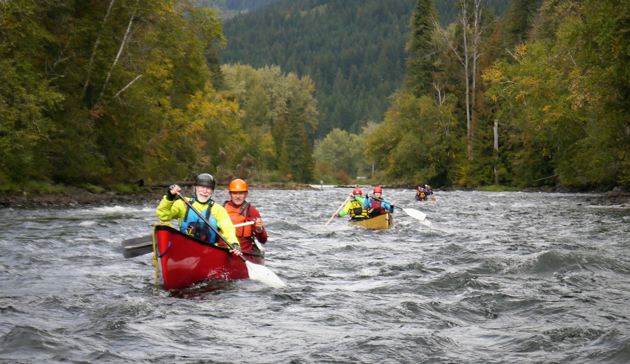 Paddling School Vernon Canoe Training Courses and Canoeing Lessons